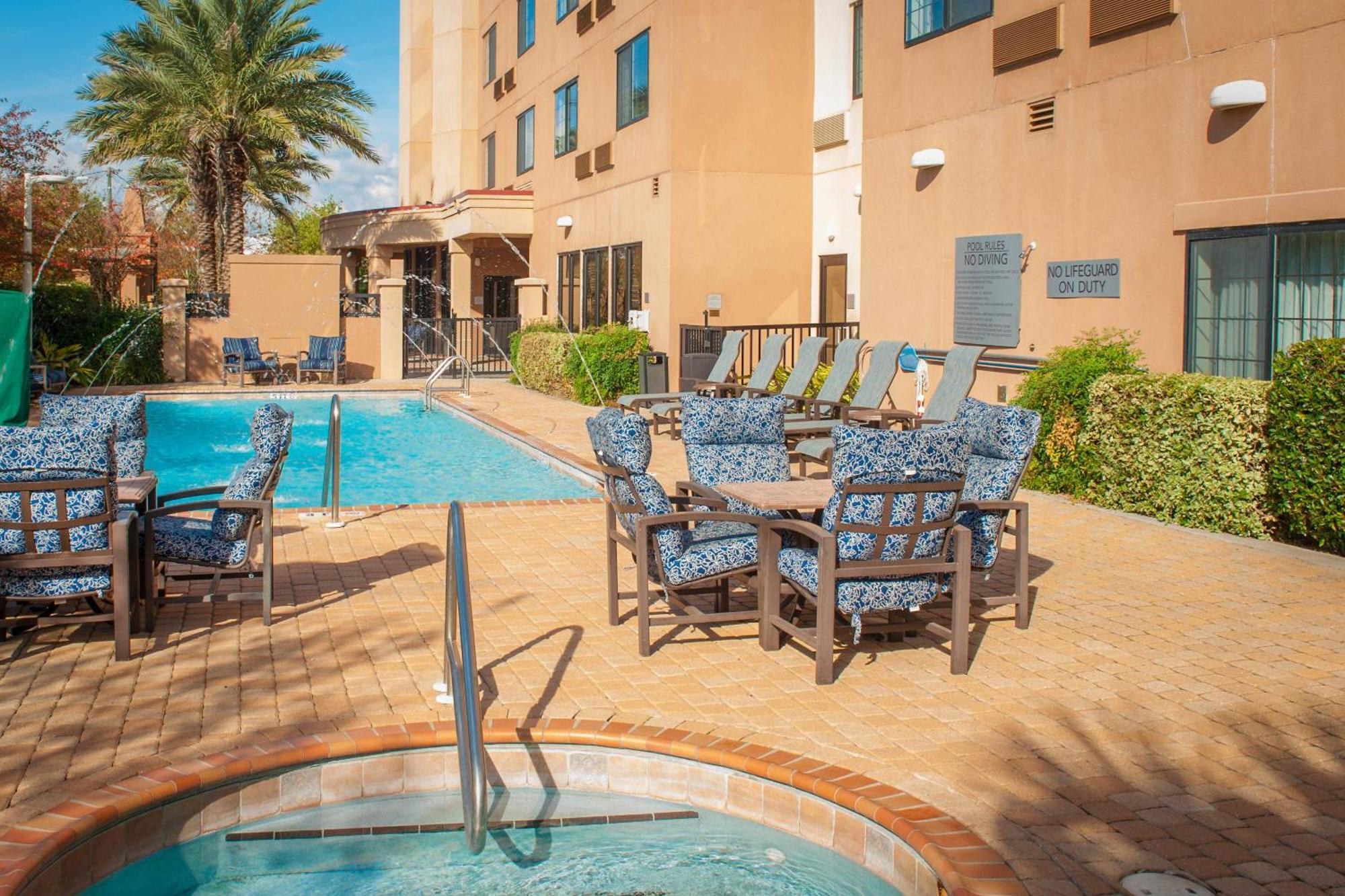 Hotel Courtyard By Marriott Pensacola Downtown Zewnętrze zdjęcie