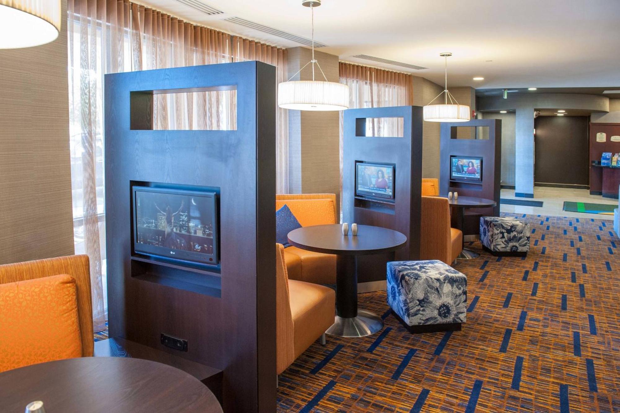Hotel Courtyard By Marriott Pensacola Downtown Zewnętrze zdjęcie